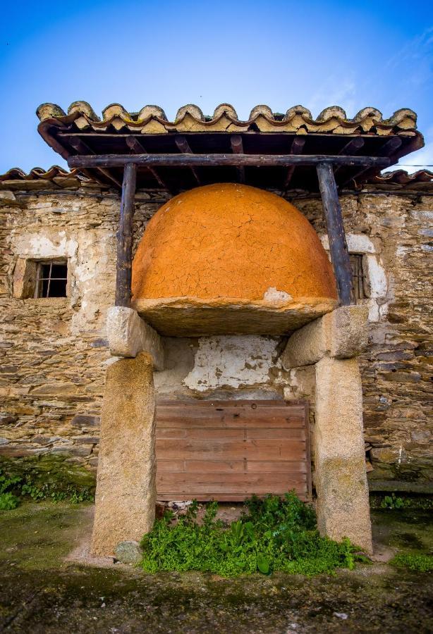El Hogar Del Herrero Ahigal de los Aceiteros Ngoại thất bức ảnh